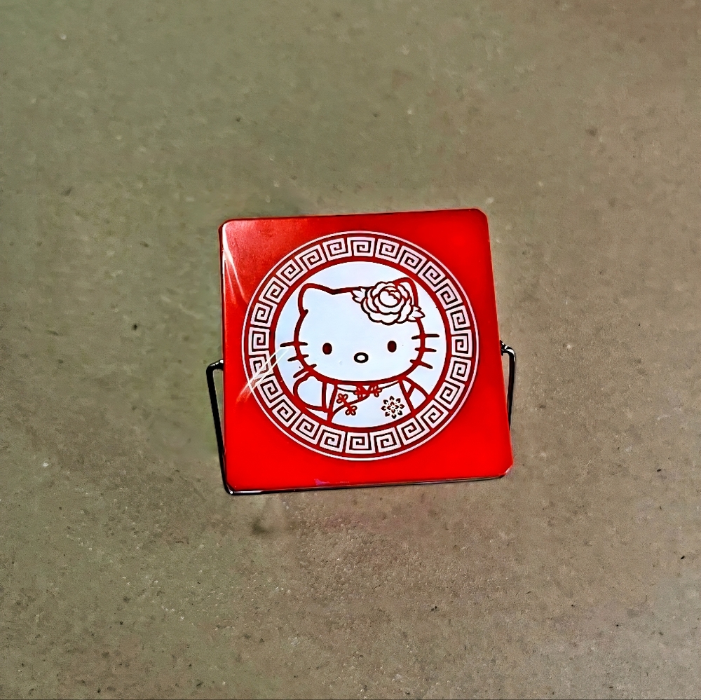 Hello Kitty Lucky Stars Candy Red Chinese Takeaway Mini Tin and Playing Cards - Picture 4 of 13